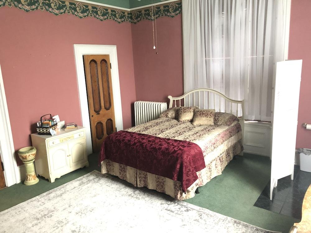 Shaw Mansion Inn - photo 7