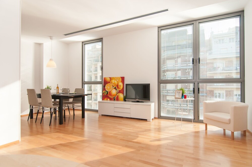 Bbarcelona Plaça Universitat Flats — 4-Star Luxury Hotel in Barcelona, Spain