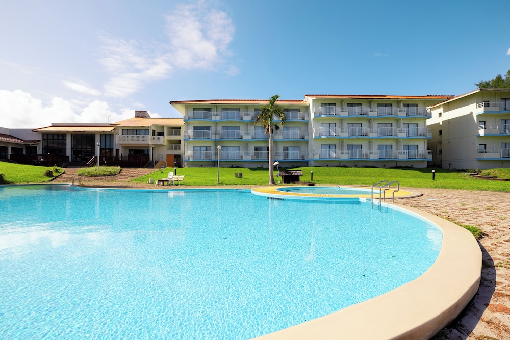 Coral Palms — hotel near Amami Airport