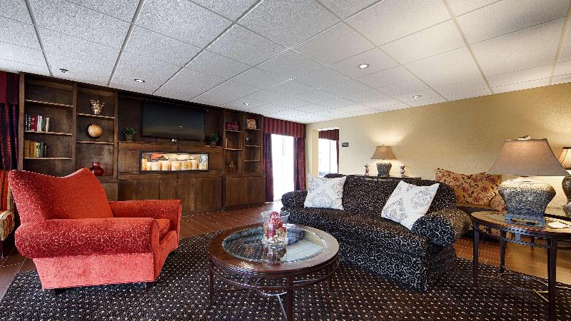Best Western Plus Parkway Hotel - photo 11