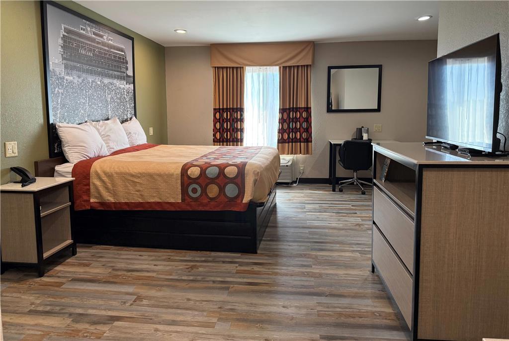 Super 8 by Wyndham Frankfort IN - photo 7