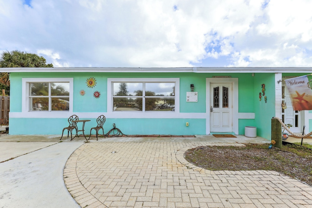 Jensen Beach Home quarter Mi to Beach Access - photo 21