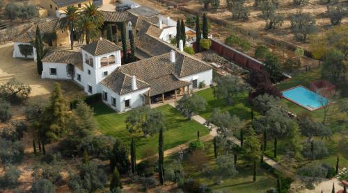 Hacienda el Burgo — hotel in Mairena Del Aljarafe