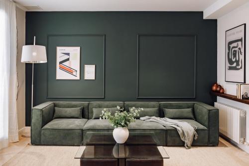 Lunalux Apartment — 4-Star Luxury Hotel in Barcelona, Spain
