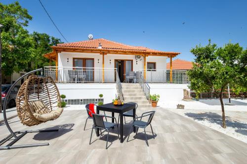Maison Centrale — 4-Star Luxury Hotel in Limenaria, Greece