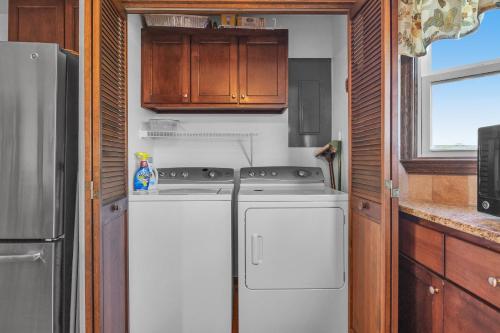 Wahoo by Oak Island Accommodations - photo 48