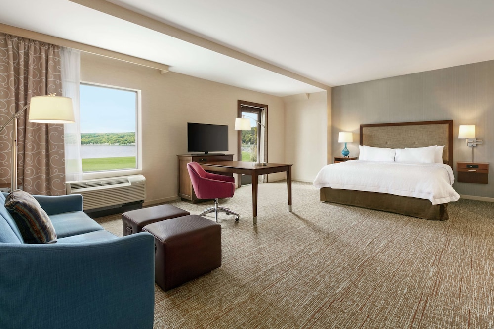 Hampton Inn Penn Yan - photo 11