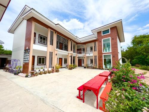 Baan Kru Toom Hotel in Chiang Khan, Thailand