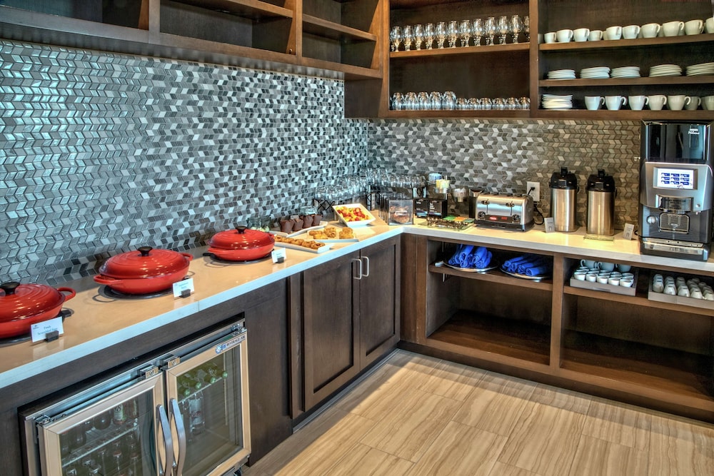 Hilton Nashville Green Hills - photo 35