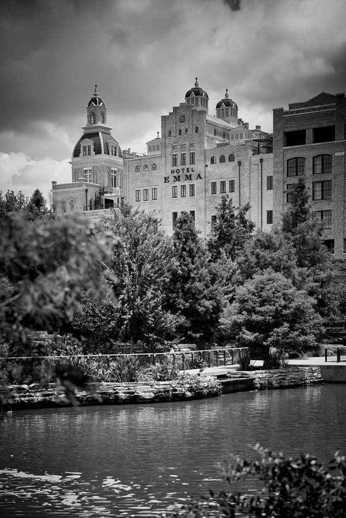 Hotel Emma at Pearl on the Riverwalk — San Antonio — photo 4
