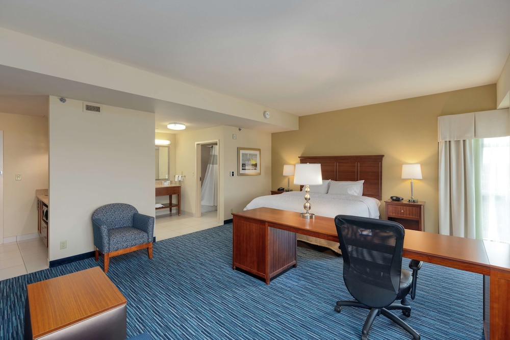 Hampton Inn & Suites Downtown Owensboro Waterfront - photo 16