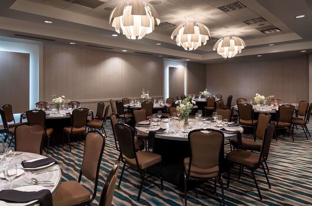 Hilton Garden Inn Denver Cherry Creek - photo 39