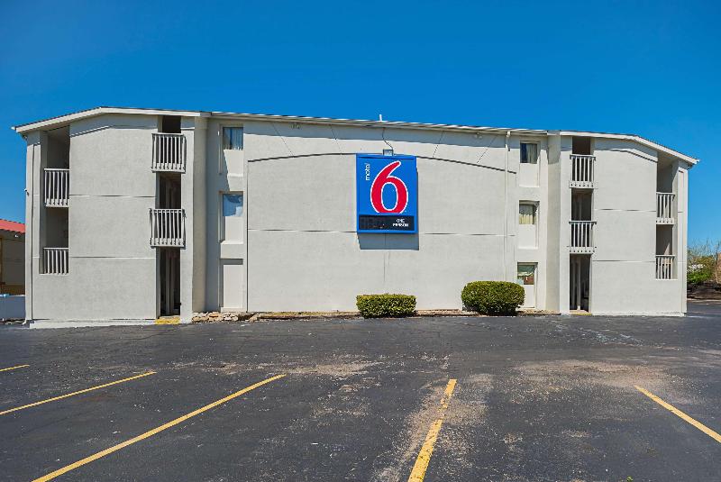 Motel 6 Blue Springs MO - photo 12