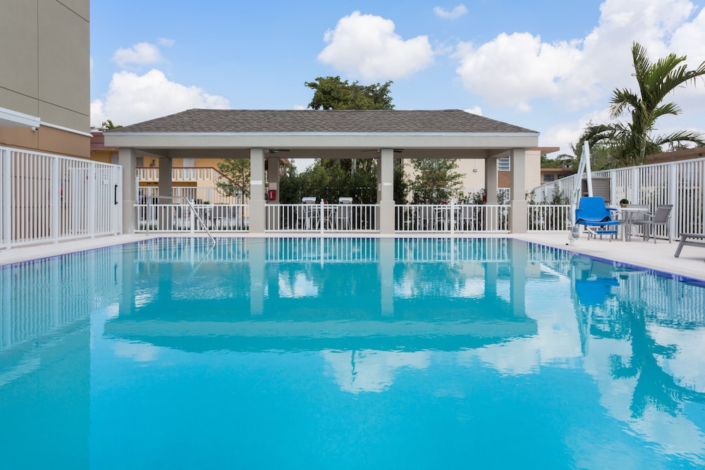 Candlewood Suites Miami Intl Airport 36th St by IHG - photo 27