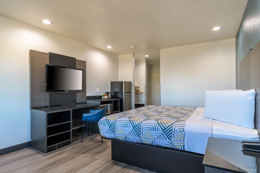 Studio 6 Suites Perris CA - photo 17