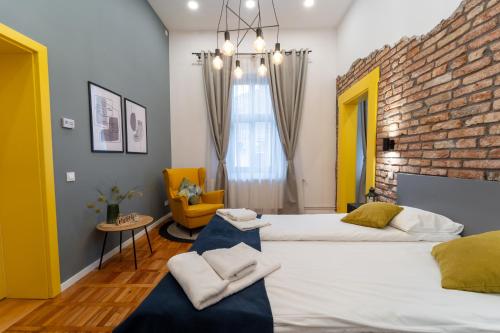 5 star Luxury Studio Old Town Center — 4-Star Luxury Hotel in Cluj-Napoca, Romania