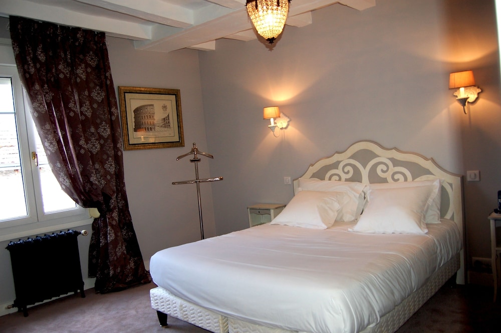 Logis Hôtel Restaurant Le Cheval Blanc — Blere — photo 3