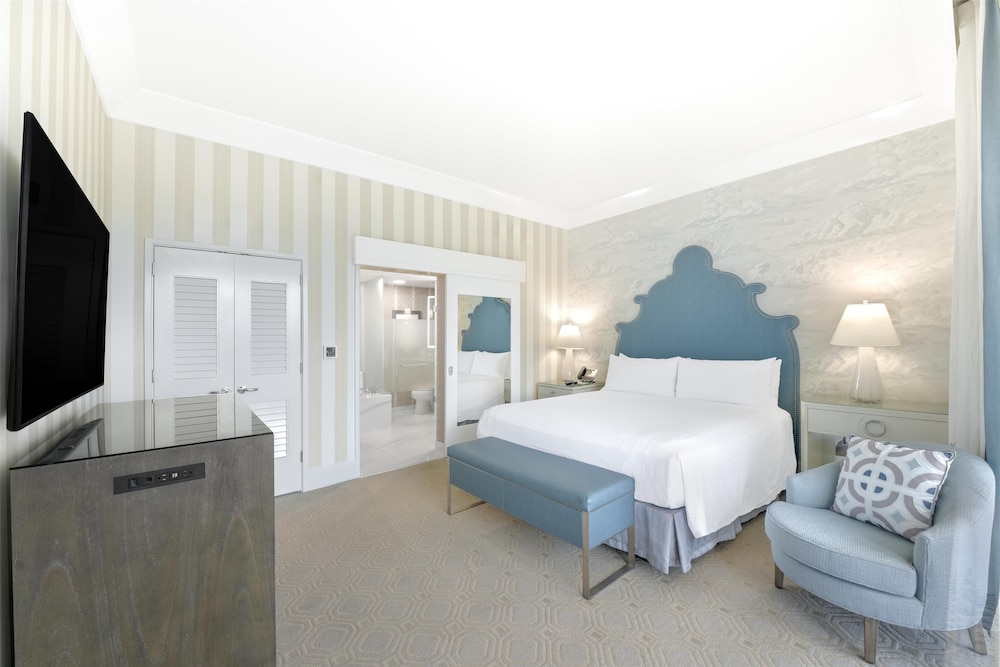 The Beverly Hilton - photo 25