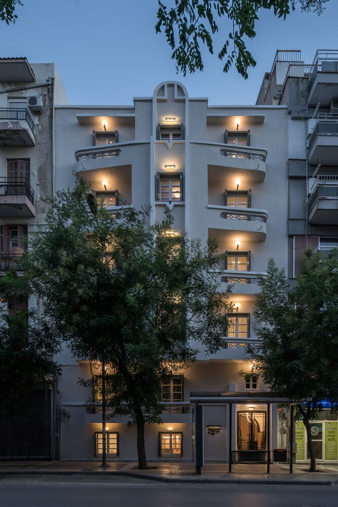 72 Ad Suites in Thessaloniki, Greece