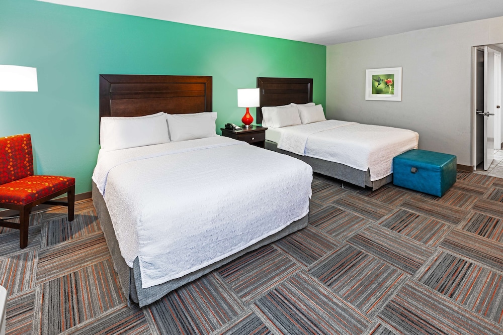 Hampton Inn Miami - photo 17