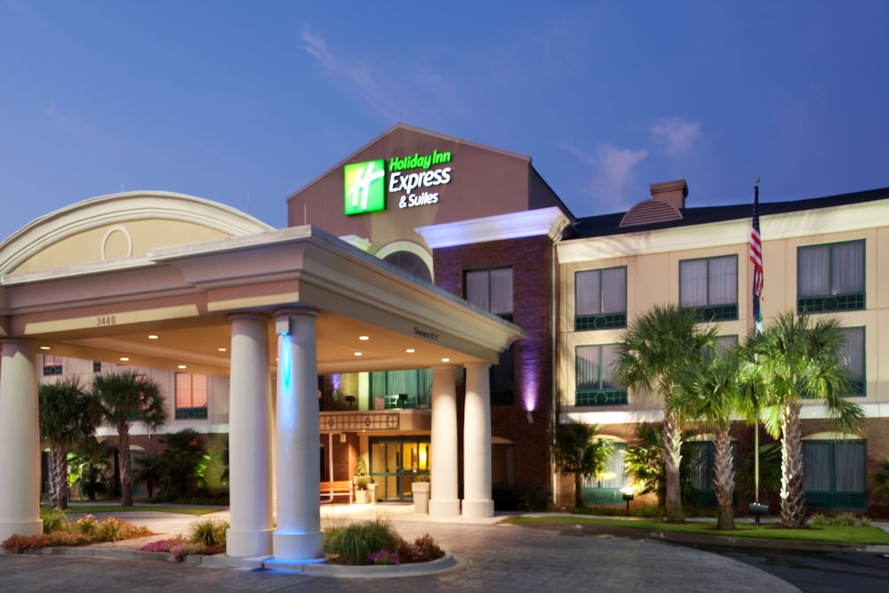 Holiday Inn Express & Suites Florence I 95 & I 20 Civic Ctr by IHG - photo 57