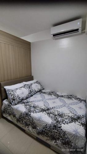 Shore 2 Tower 1 JMB Staycation — 4-Star Luxury Hotel in Manila, Philippines