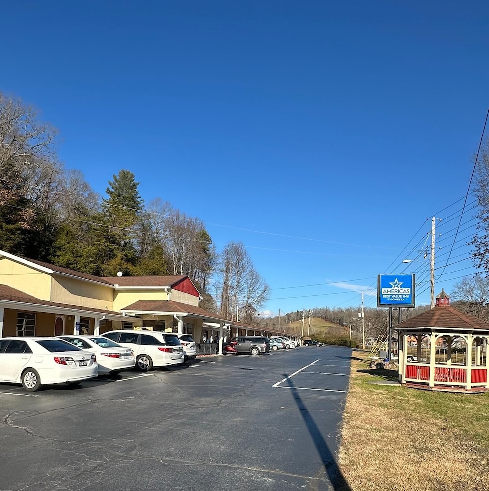 Americas Best Value Inn Franklin - photo 35