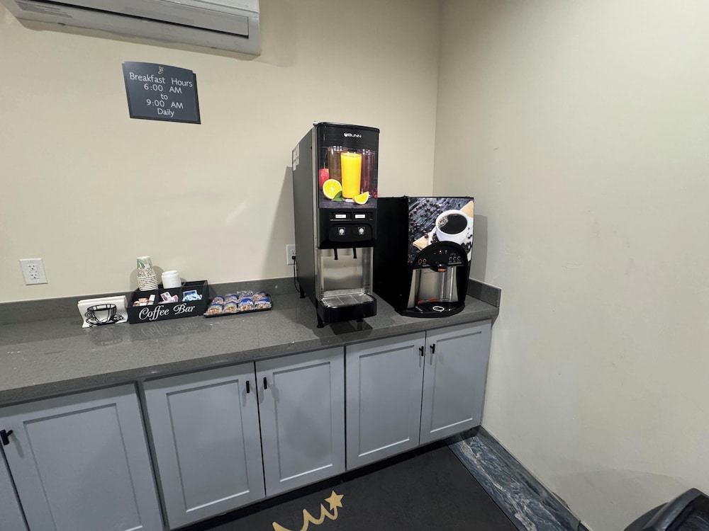 Elite Inn & Suites - photo 23