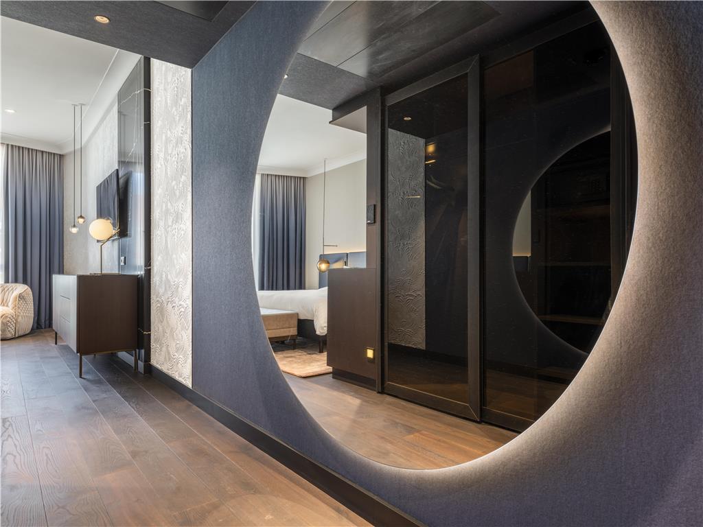 ICONS EHBB rooms DELUXE ROOM