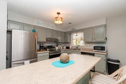 Blu By U by Oak Island Accommodations - photo 31