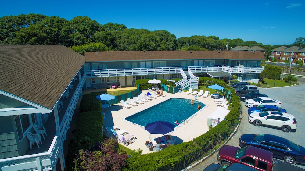 Harborside Motel - photo 8