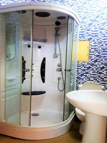 Hervas Inn And Suites