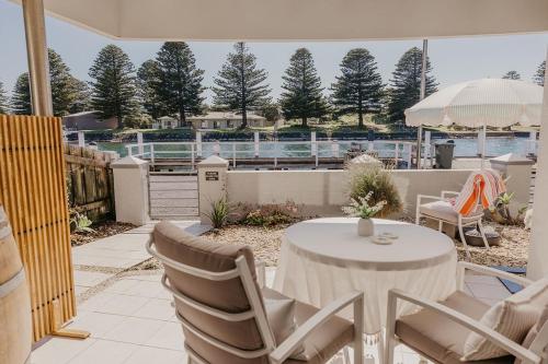 The Waterfront Apartment — 4-Star Luxury Hotel in Port Fairy, Australia