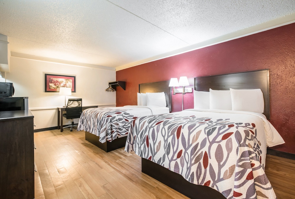 Red Roof Inn North Dallas Park Central - photo 14