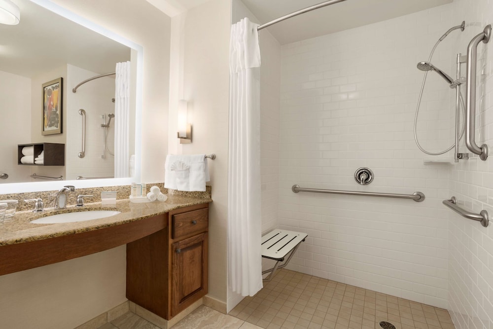 Homewood Suites by Hilton Fargo - photo 30