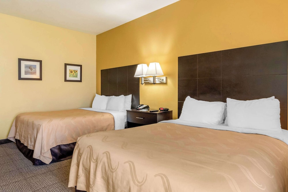 Quality Inn & Suites Lenexa Kansas City - photo 19