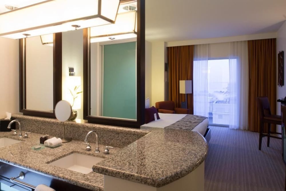 Hard Rock Hotel & Casino Biloxi - photo 9