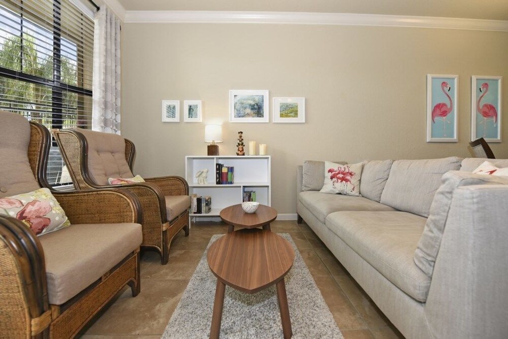 Spacious 2 Bed 2 Bath Condo In Bella Piazza Resort Davenport - photo 7