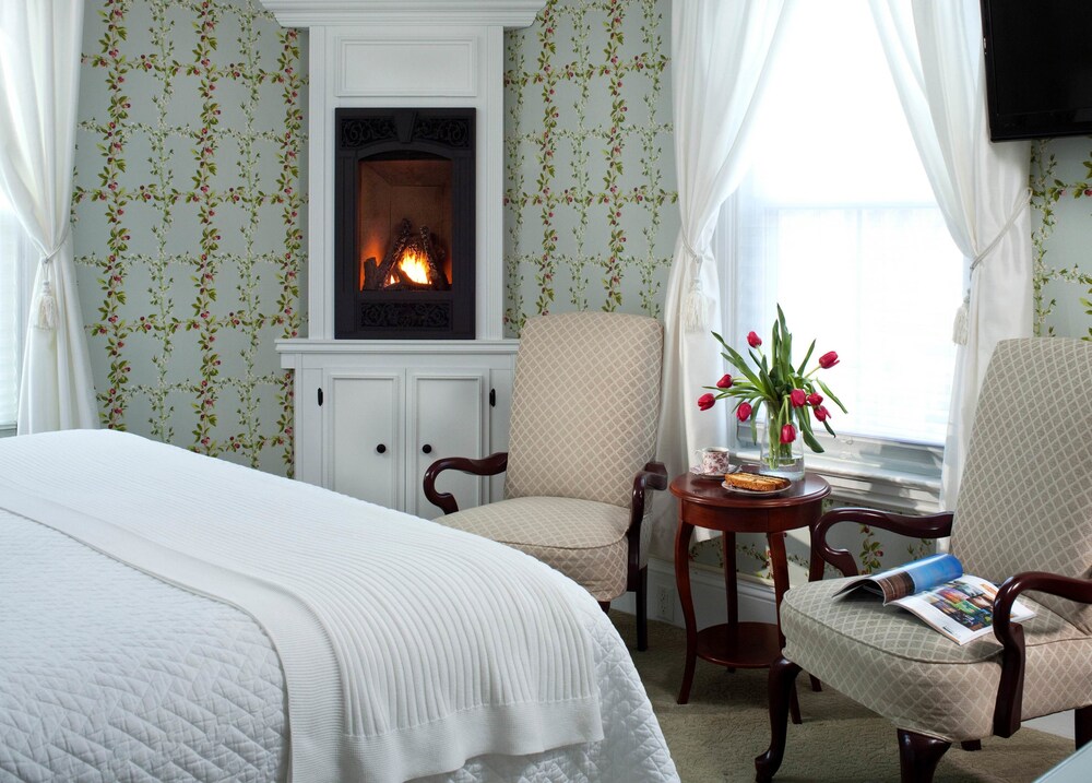 Maine Stay Inn & Cottages - photo 16