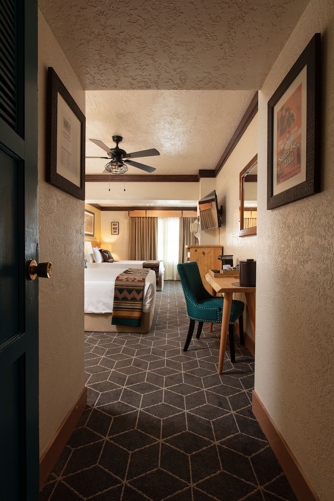 Hotel El Rancho - photo 19