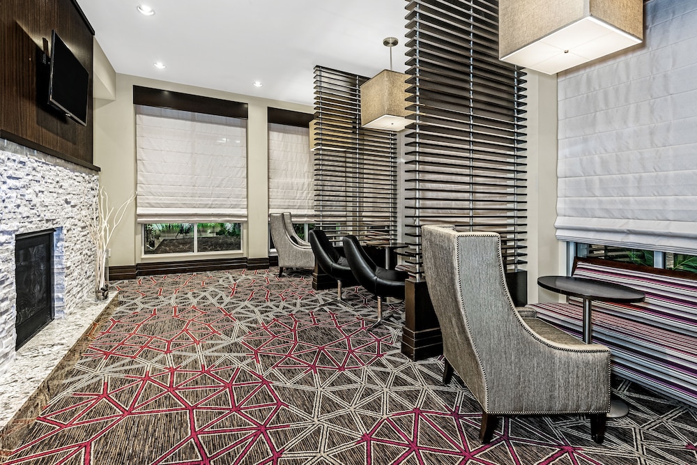 Hilton Garden Inn Victoria - photo 7