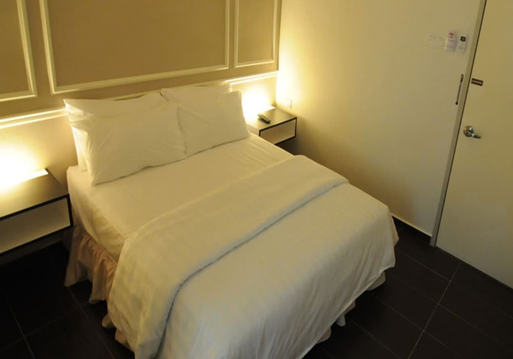 Luscious Hotel — Bukit Mertajam — photo 5