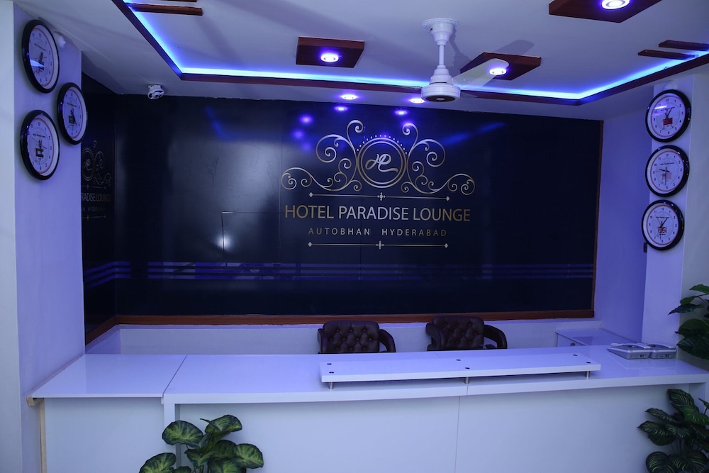 Hotel Paradise Lounge in Hyderabad, Pakistan