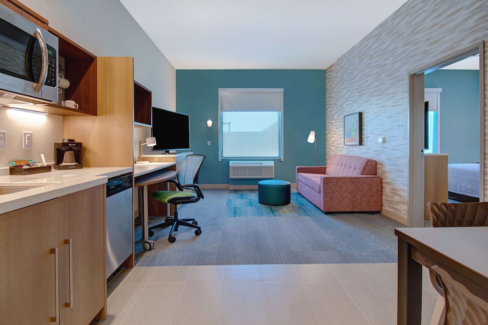 Home2 Suites by Hilton Las Vegas North - photo 15