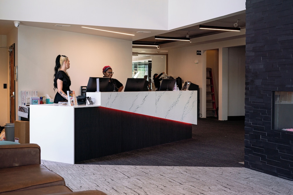 Ruby River Hotel - photo 3