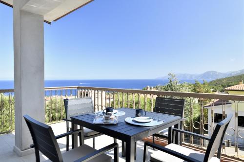 Appartamento vista Golfo — 4-Star Luxury Hotel in Cala Gonone, Italy