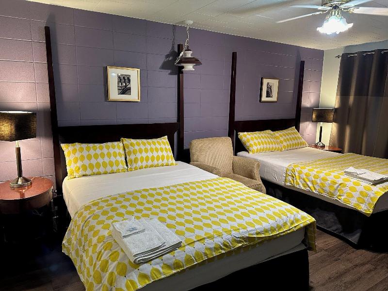 Auberge Pique Nique — 4-Star Luxury Hotel in Shawinigan, Canada