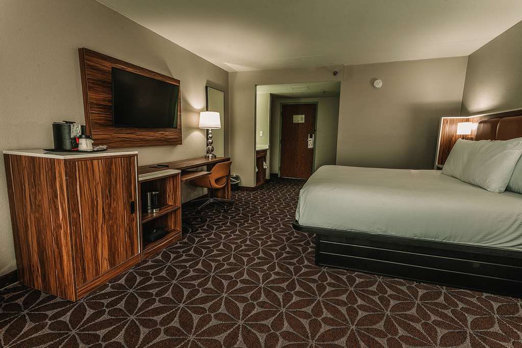 Wyndham Garden Williamsburg Busch Gardens Area - photo 24