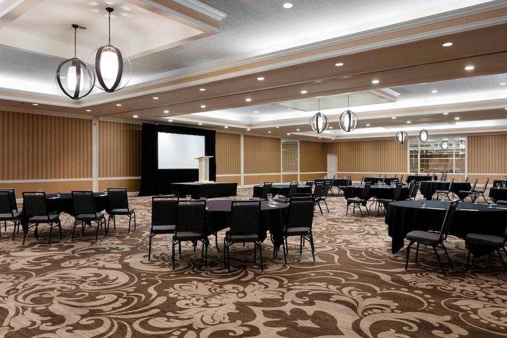 Sheraton Charlotte Hotel - photo 23