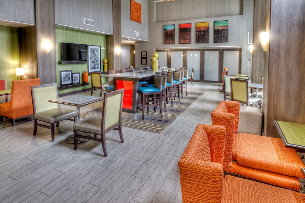 Hampton Inn & Suites Ada - photo 7
